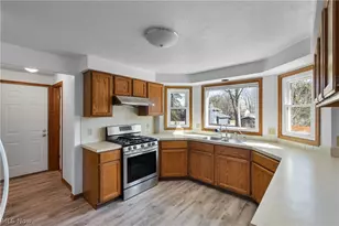 6496 Sandava Ave NW, Canton, OH 44718 - Photo 11