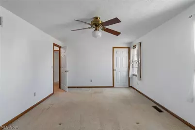 6496 Sandava Avenue NW, Canton, OH 44718 - Photo 23