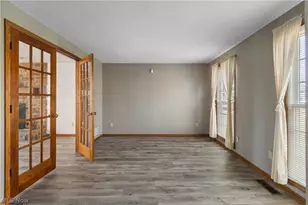 6496 Sandava Ave NW, Canton, OH 44718 - Photo 5