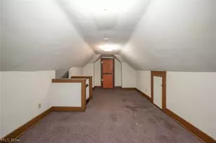 914 Delia Ave, Akron, OH 44320 - Photo 25