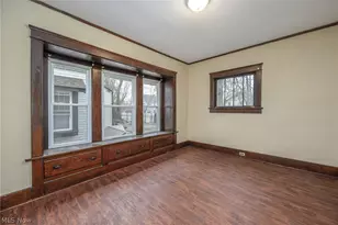 914 Delia Ave, Akron, OH 44320 - Photo 9