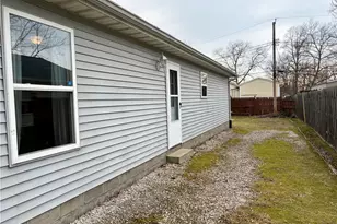 1268 Oxford Dr, Madison, OH 44057 - Photo 3