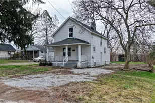 994 Perry Ave, Barberton, OH 44203 - Photo 31