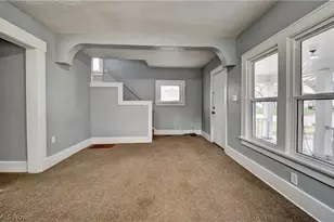 994 Perry Ave, Barberton, OH 44203 - Photo 7