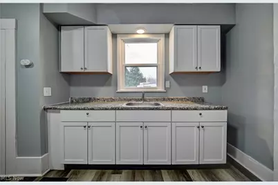 994 Perry Avenue, Barberton, OH 44203 - Photo 15