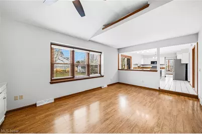 32068 Dorchester Drive, Avon Lake, OH 44012 - Photo 11