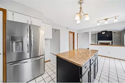 32068 Dorchester Drive, Avon Lake, OH 44012 - Photo 9