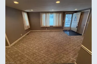 1070 Calla Road E, Poland, OH 44514 - Photo 9