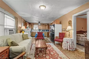 3990 Crum Rd, Youngstown, OH 44515 - Photo 19