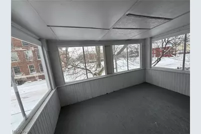 15340 Yorick Avenue #2nd floor, Loveland, OH 44110 - Photo 5