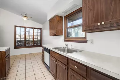 26619 Redwood Drive, Olmsted Falls, OH 44138 - Photo 9