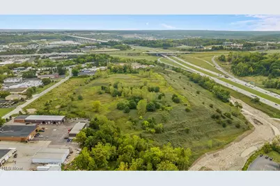 1329 E Schaaf Road, Brooklyn Heights, OH 44131 - Photo 11