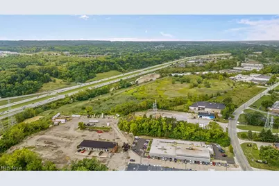 1329 E Schaaf Road, Brooklyn Heights, OH 44131 - Photo 7