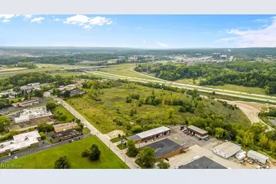 1329 E Schaaf Road, Brooklyn Heights, OH 44131 - Photo 15