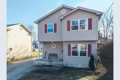 67 25th Street NW, Barberton, OH 44203 - Photo 1