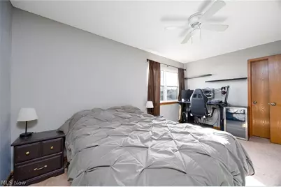 67 25th Street NW, Barberton, OH 44203 - Photo 17