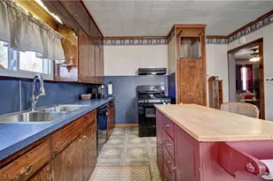 142 E Clay St, Fredericksburg, OH 44627 - Photo 15