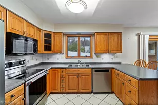 11121 Lafayette Dr NW, Canal Fulton, OH 44614 - Photo 7