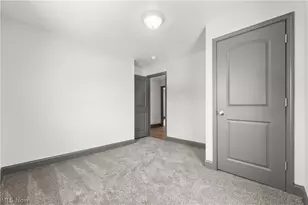 840 E Buchtel Ave, Akron, OH 44305 - Photo 17