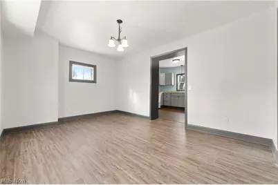 840 E Buchtel Avenue, Akron, OH 44305 - Photo 5