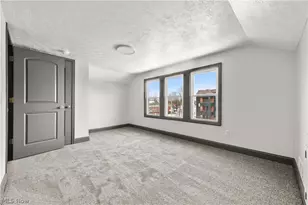 840 E Buchtel Ave, Akron, OH 44305 - Photo 27