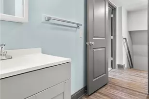 840 E Buchtel Ave, Akron, OH 44305 - Photo 25