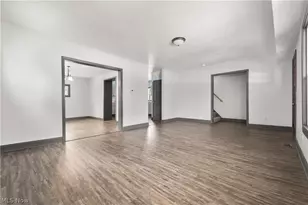 840 E Buchtel Ave, Akron, OH 44305 - Photo 9