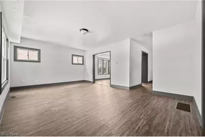 840 E Buchtel Avenue, Akron, OH 44305 - Photo 3