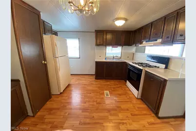 34424 Euclid Avenue #252, Willoughby, OH 44094 - Photo 9