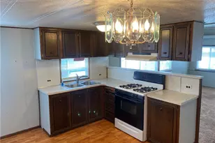 34424 Euclid Ave, Willoughby, OH 44094 - Photo 7