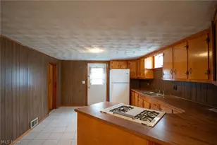 970 S Chillicothe Rd, Aurora, OH 44202 - Photo 35