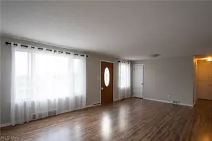 970 S Chillicothe Rd, Aurora, OH 44202 - Photo 9