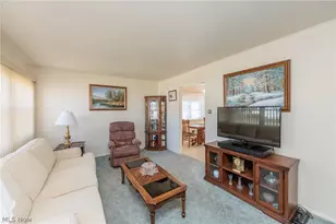 1144 Sutherland Ave, Akron, OH 44314 - Photo 7