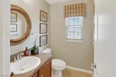 407 Clearbrook Drive, Avon Lake, OH 44012 - Photo 5