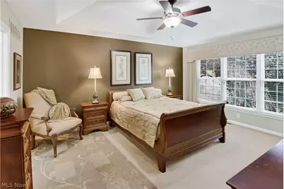 407 Clearbrook Drive, Avon Lake, OH 44012 - Photo 17