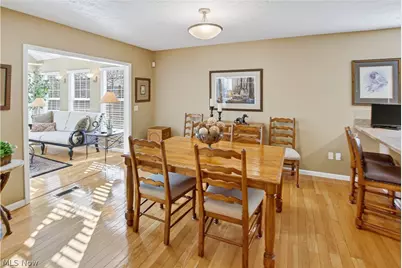 407 Clearbrook Drive, Avon Lake, OH 44012 - Photo 9