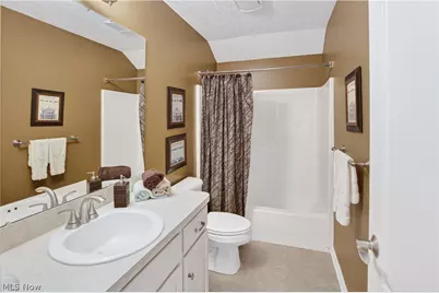 407 Clearbrook Drive, Avon Lake, OH 44012 - Photo 25