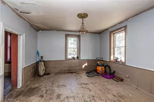 514 Reno Dr, Louisville, OH 44641 - Photo 9