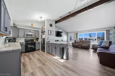 9185 Milford Drive, Northfield, OH 44067 - Photo 5