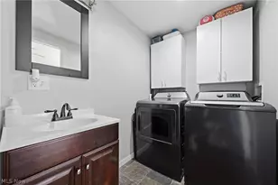 9185 Milford Dr, Northfield, OH 44067 - Photo 9