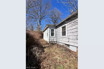 2413 Clearview Avenue NW, Canton, OH 44708 - Photo 7