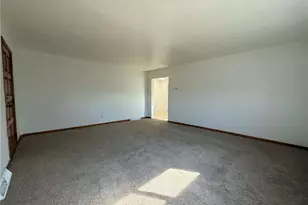 574 Brighton Blvd, Zanesville, OH 43701 - Photo 5