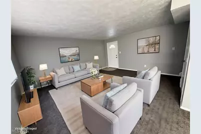 4871 Banbury Court #10, Warrensville Heights, OH 44128 - Photo 3