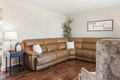 1853 Lancaster Drive, Youngstown, OH 44511 - Photo 7