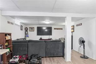 1853 Lancaster Dr, Youngstown, OH 44511 - Photo 25