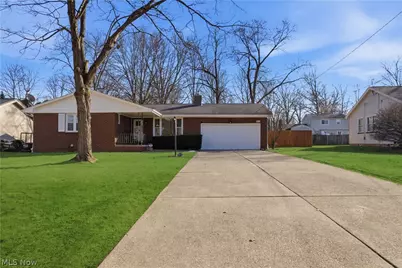 1853 Lancaster Drive, Youngstown, OH 44511 - Photo 3