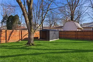 1853 Lancaster Dr, Youngstown, OH 44511 - Photo 35