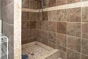 1853 Lancaster Dr, Youngstown, OH 44511 - Photo 31