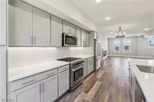 1446 E 14th St, Loveland, OH 44114 - Photo 9