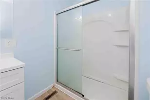 524 Jefferson Ave, Barberton, OH 44203 - Photo 27